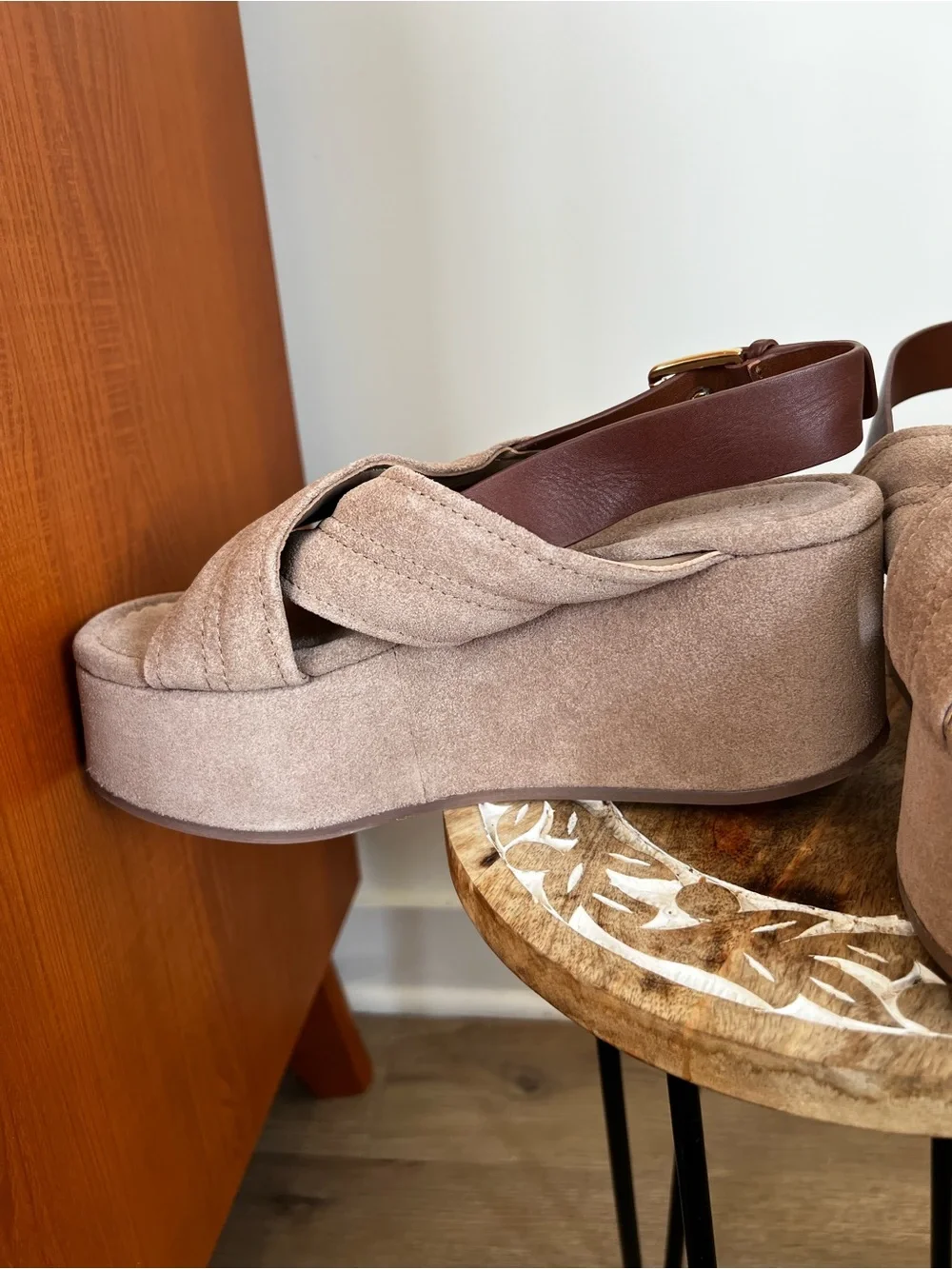 NWT & Box Free People Fawn Suede Platform Sandals - Women's